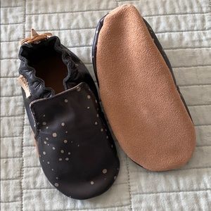 NWT Robeez Soft Soles baby shoes